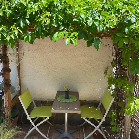 Garden Lägenhet