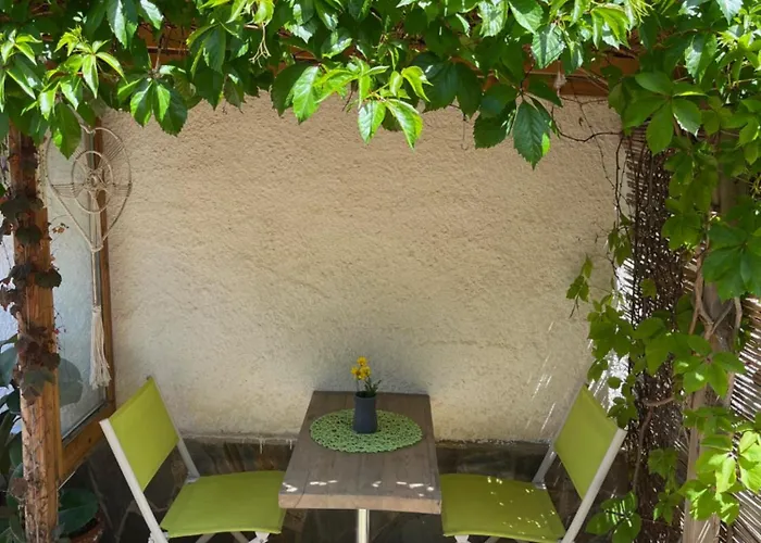 Garden Apartment